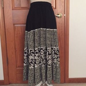 Beautiful Floral Midi Skirt